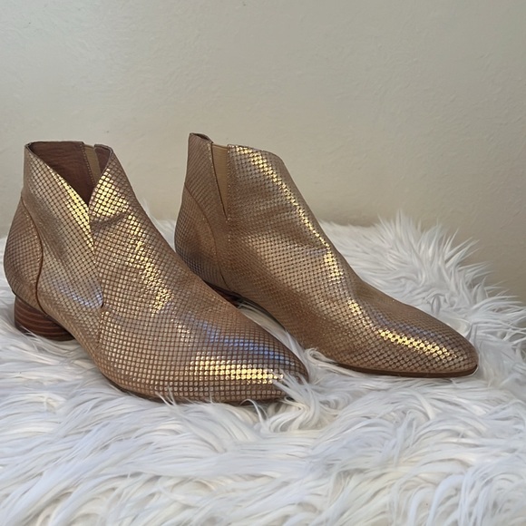 Antelope Women’s Gold Snakeskin Leather Ankle Boots Size EU 39/US 8.5 - Picture 3 of 14
